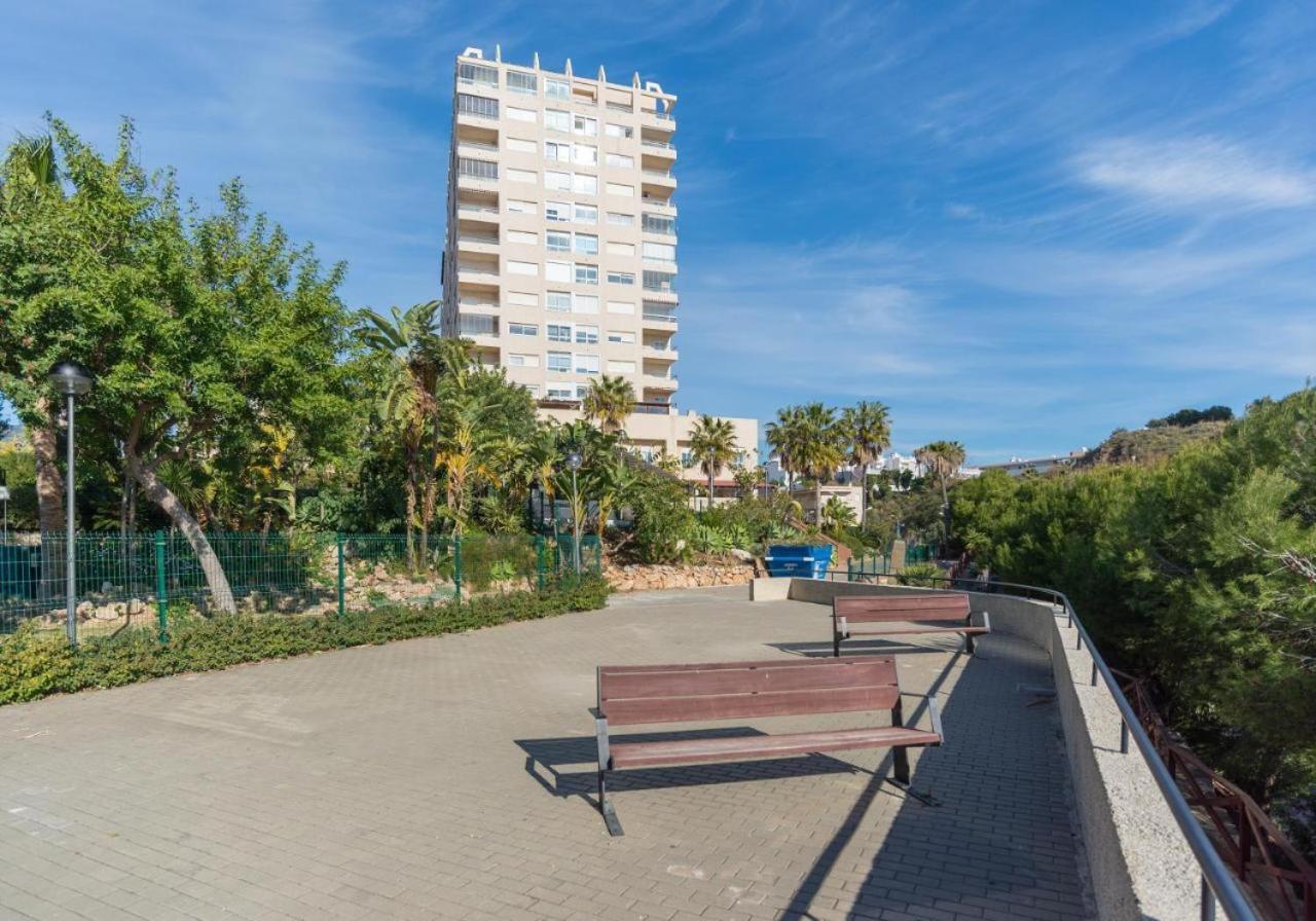 Beach And Pool Holidays At The Grand Coloso Apartment Benalmadena Exterior photo